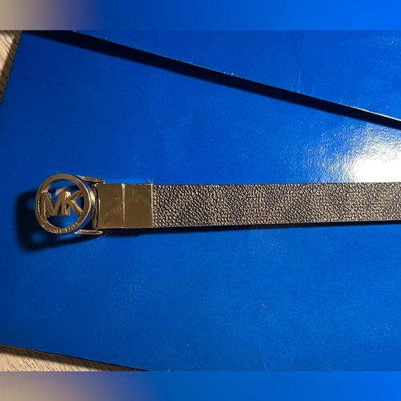 Michael Kors Twist Reversible monogram MK Logo waist Belt Gold Tone Logo Buckle - Picture 4 of 6